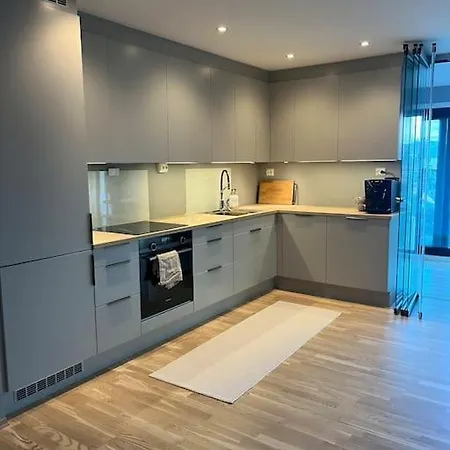 Center 7th Floor With Beautiful View 2 Bedroom Free Parking Tromsø