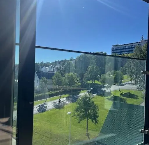 Center 7th Floor With Beautiful View 2 Bedroom Free Parking Tromsø
