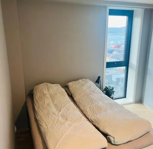 Appartement Center 7th Floor With Beautiful View 2 Bedroom Free Parking