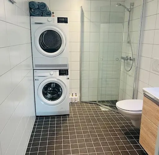 Appartement Center 7th Floor With Beautiful View 2 Bedroom Free Parking *