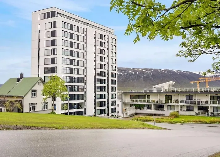 Center 7th Floor With Beautiful View 2 Bedroom Free Parking Διαμέρισμα Τρόμσο