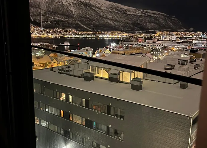 Center 7th Floor With Beautiful View 2 Bedroom Free Parking Tromsø