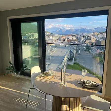 Center 7th Floor With Beautiful View Appartamento *